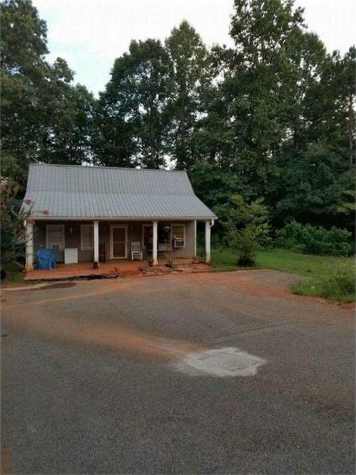 180 Young Place, Dawsonville, GA 30534