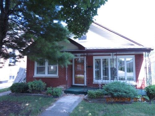 5617 S.  Mayfield Avenue, Chicago, IL 60638