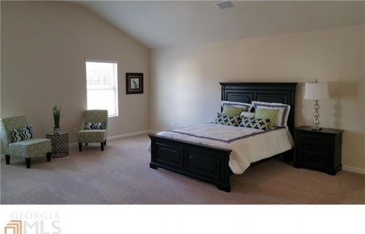 1158 Paris Drive, Hampton, GA 30228