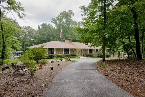 1810 Macland Woods Drive, Powder Springs, GA 30127