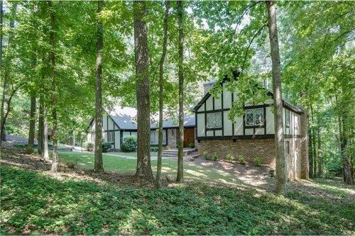 5660 Musket Lane, Stone Mountain, GA 30087