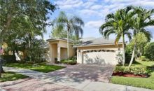 2883 Oakbrook Dr Fort Lauderdale, FL 33332