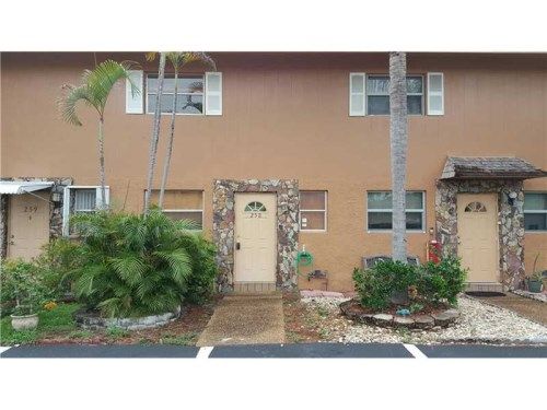 450 SE 7th St # 258, Dania, FL 33004