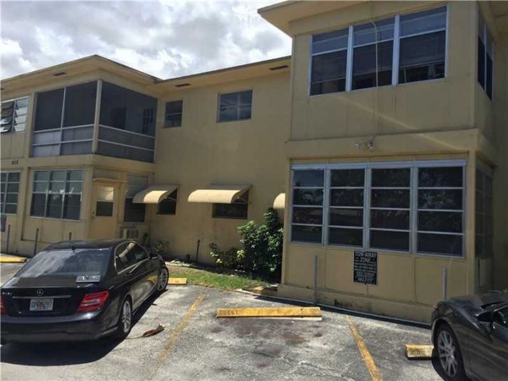 5112 Hollywood Blvd # 3, Hollywood, FL 33021