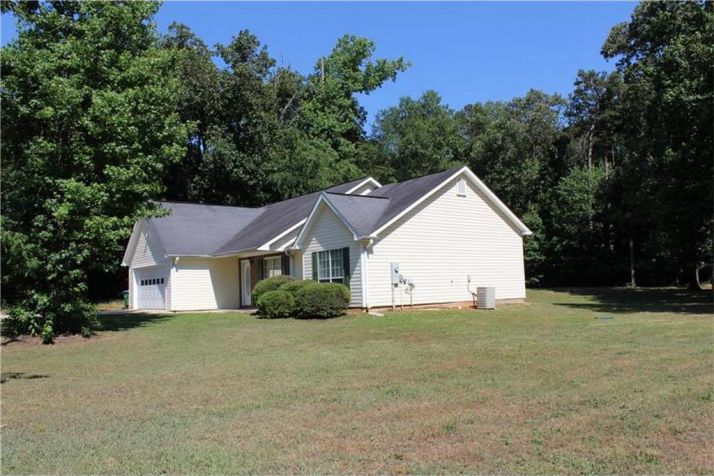 320 Academy Woods Drive, Jefferson, GA 30549
