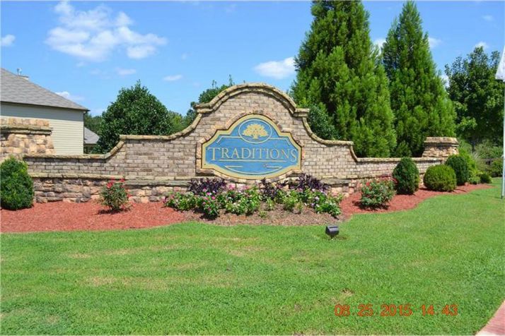 405 Little Carter Cove, Loganville, GA 30052