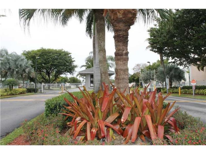 1031 ADAMS AVE # 1031H, Homestead, FL 33034