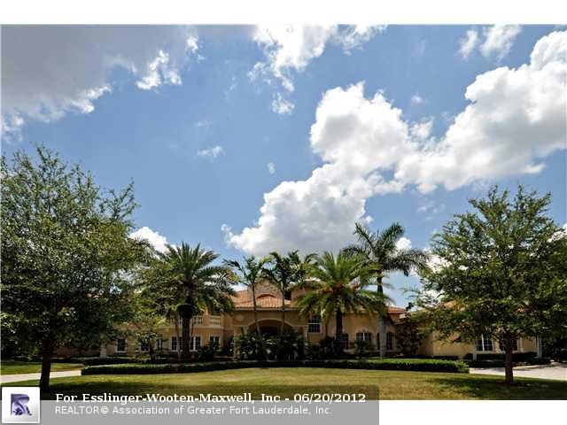 3015 Meadow Ln, Fort Lauderdale, FL 33331