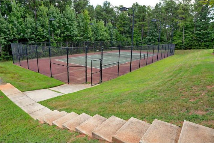 661 Nine Oaks Circle, Villa Rica, GA 30180