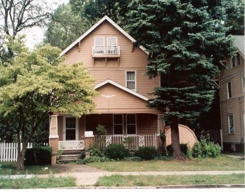 995 N. Howard Street, Akron, OH 44310
