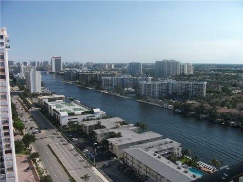 2101 S Ocean Dr # 2407, Hollywood, FL 33019
