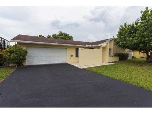 3000 NW 53rd Ter, Pompano Beach, FL 33063