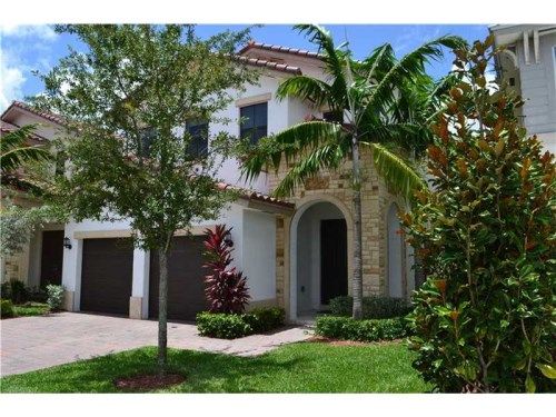 6930 NW 106th Ave, Miami, FL 33178