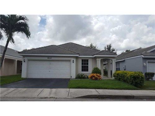 9110 N Lake Park Cir, Fort Lauderdale, FL 33328