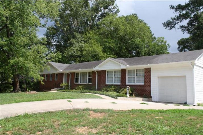 2064 Se Sherwood Drive Se, Marietta, GA 30067