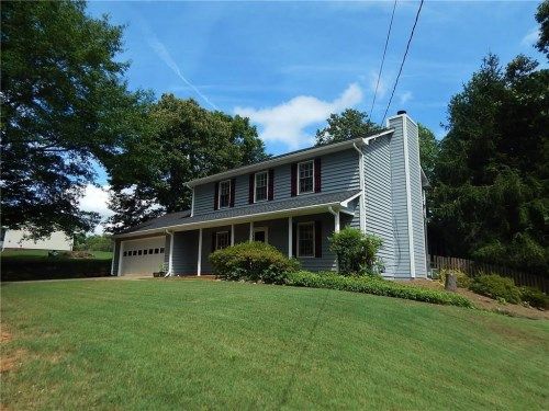 2472 Mohawk Trail, Acworth, GA 30102