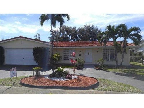 5300 Mckinley St, Hollywood, FL 33021