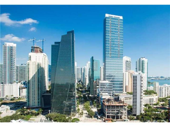 1581 BRICKELL AV # 2304, Miami, FL 33129