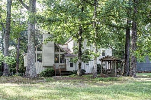 184 W Putnam Ferry Road, Woodstock, GA 30189