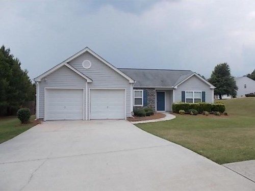 1605 Ivey Pointe Court, Lawrenceville, GA 30045