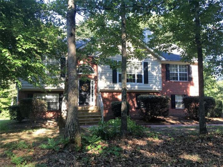 6552 Roberta Street, Lithia Springs, GA 30122