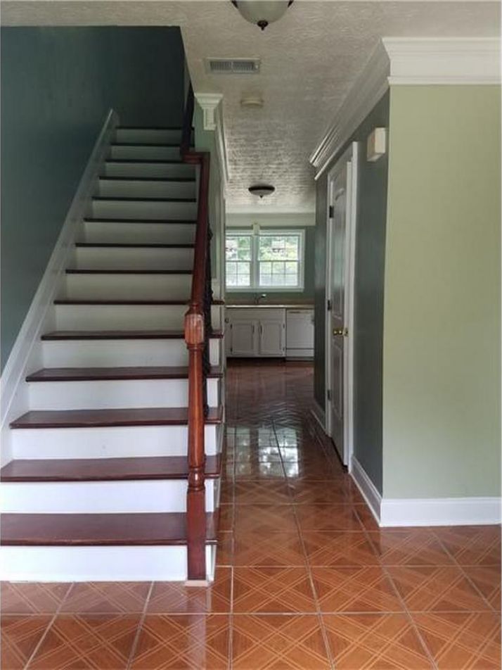 2965 Hidden Drive, Lawrenceville, GA 30044