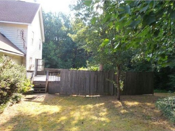 2774 Laurel View Drive, Snellville, GA 30039