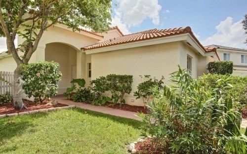 6265 Barton Creek Ct, Lake Worth, FL 33463