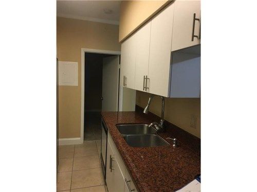 18326 NW 68th Ave # F, Hialeah, FL 33015