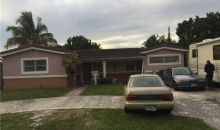 2210 Alcazar Dr Hollywood, FL 33023