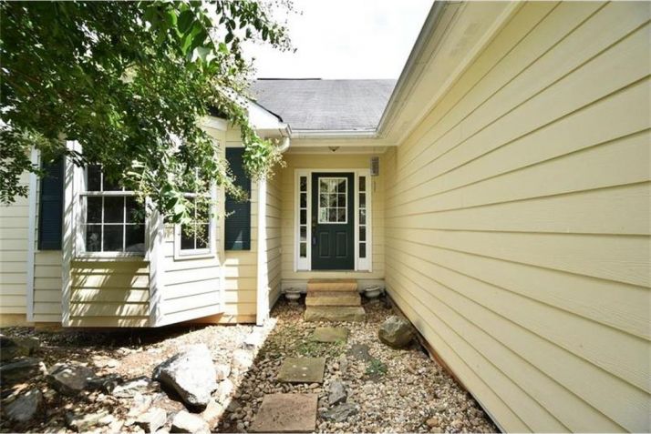 6005 Holland Drive, Cumming, GA 30041