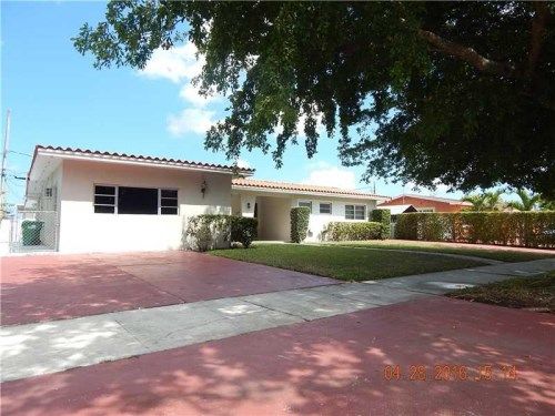 11521 NW 58th Ave, Hialeah, FL 33012