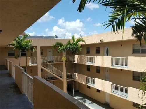 1725 W 60th St # F305, Hialeah, FL 33012