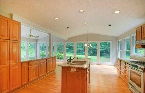 4122 Lakeshore Way Ne, Marietta, GA 30067