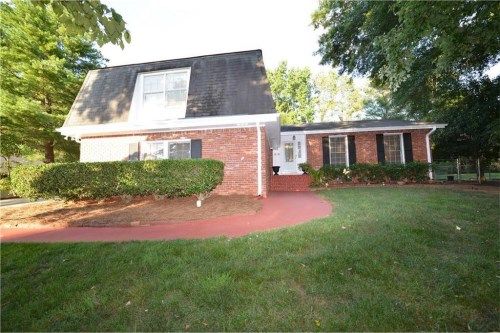 405 Wavetree Drive, Roswell, GA 30075