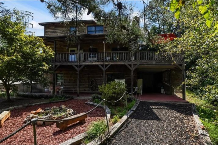 5979 Blackberry Lane, Buford, GA 30518