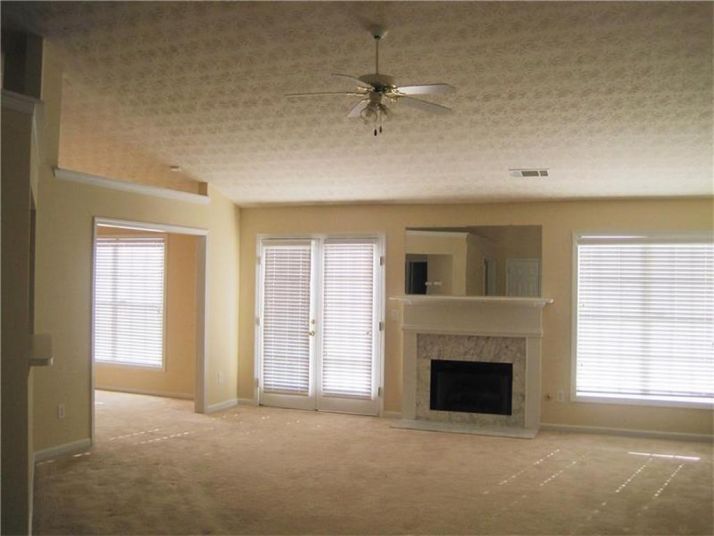 1910 Charleston Oak Circle, Lawrenceville, GA 30043