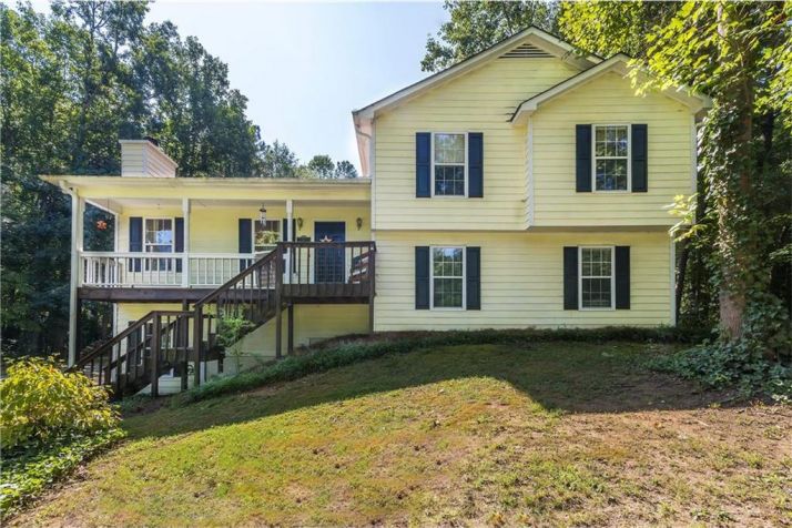 6325 Winchester Court, Cumming, GA 30040