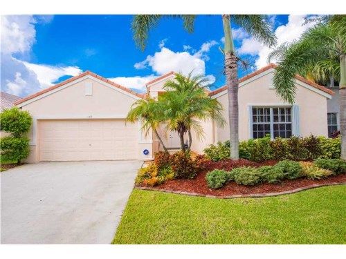 1189 Falls Blvd, Fort Lauderdale, FL 33327