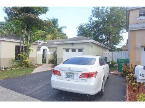 4250 SW 72nd Way, Fort Lauderdale, FL 33314