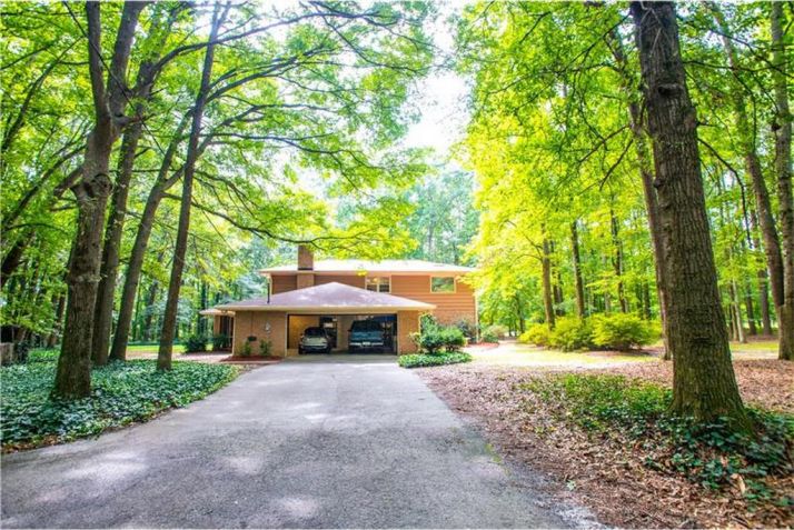 3850 Loganville Highway, Loganville, GA 30052