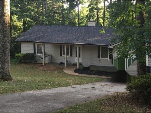 1938 Suwanee Roberts Court, Lawrenceville, GA 30043