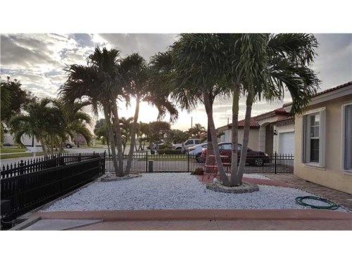 13853 SW 258th St, Homestead, FL 33032