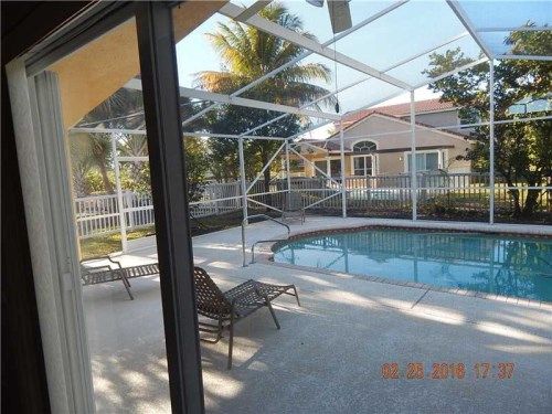 13337 NW 15th Ct, Hollywood, FL 33028