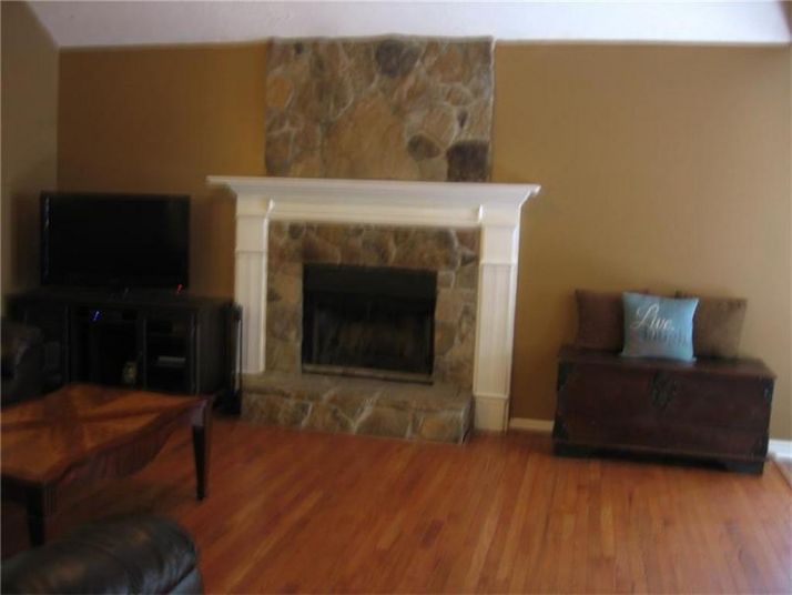 5841 Taylor Creek Drive, Canton, GA 30115