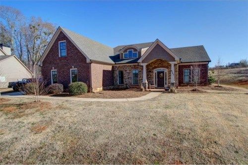 4040 Silverstone Drive, Braselton, GA 30517