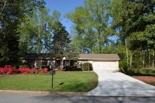 11260 Crosshaven Drive, Roswell, GA 30075