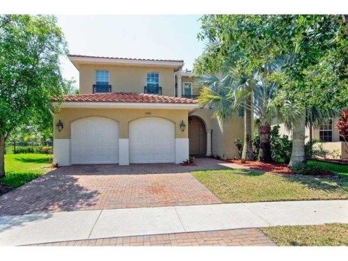 10722 NW 80th Cir, Pompano Beach, FL 33076