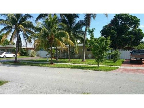 763 W 64th Dr, Hialeah, FL 33012