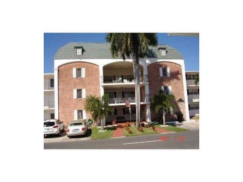 460 Paradise Isle Blvd # 306, Hallandale, FL 33009